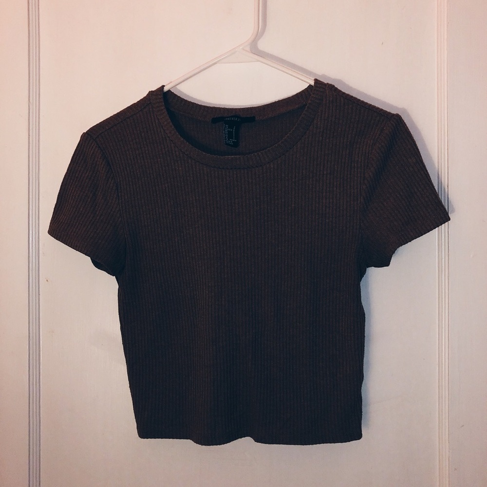 brown crop top!!